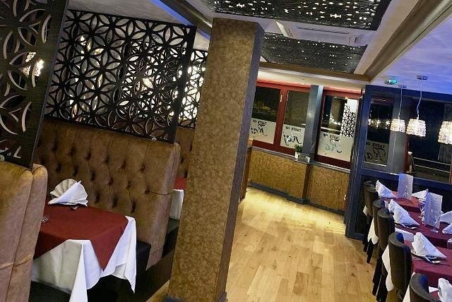 Luxurious Licensed Indian Restaurant for Sale