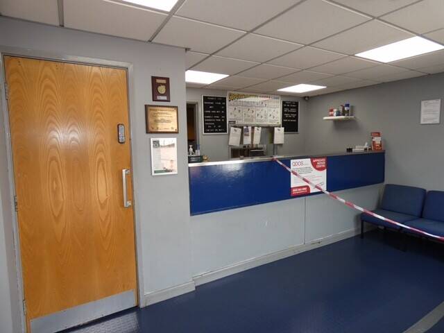 Peugeot and Citroen Repair Centre With MOT For Sale Greater Manchester Photo 3
