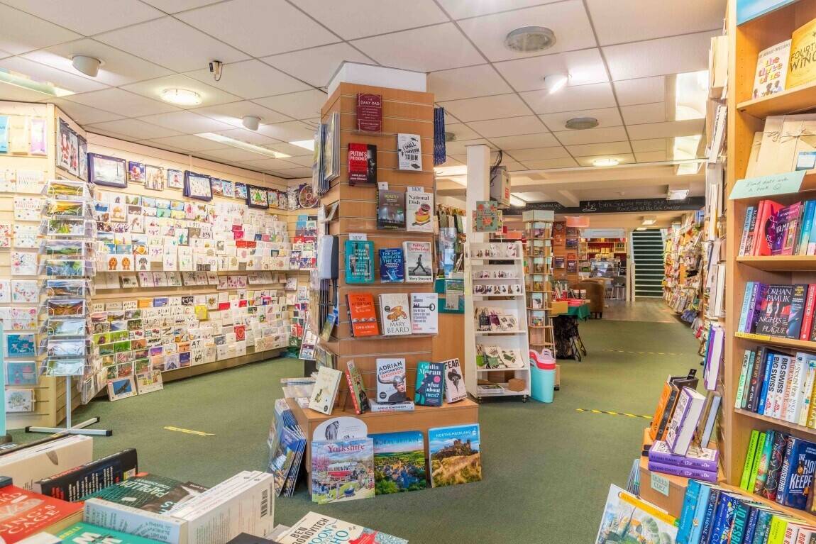 White Rose Book Cafe, Market Place, Thirsk Photo 3