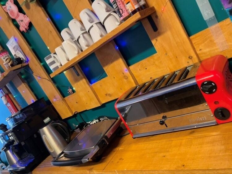 Where Coffee Meets Play – A Ready-Made Family Cafe