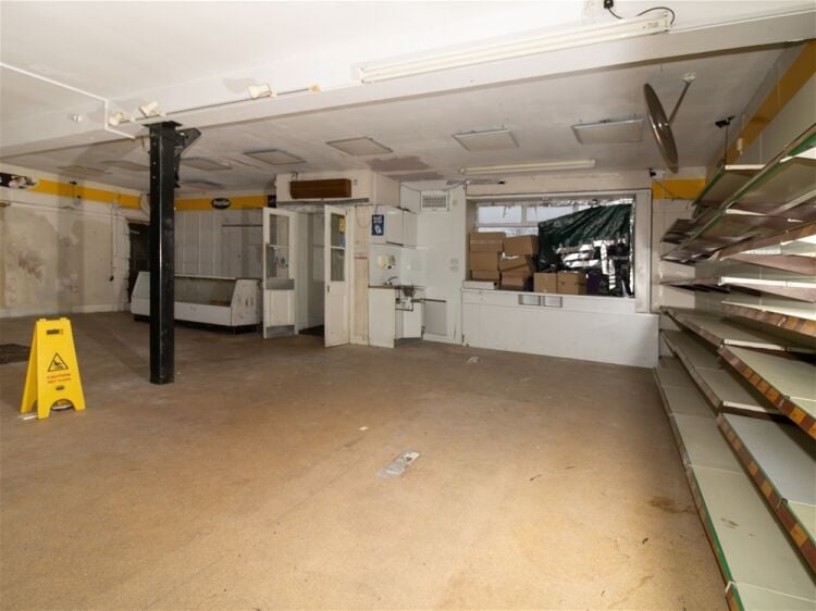 Somerdale Shop and Flat Photo 3