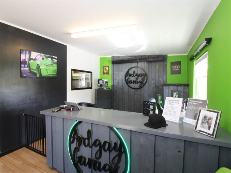 Ardgay Garage
