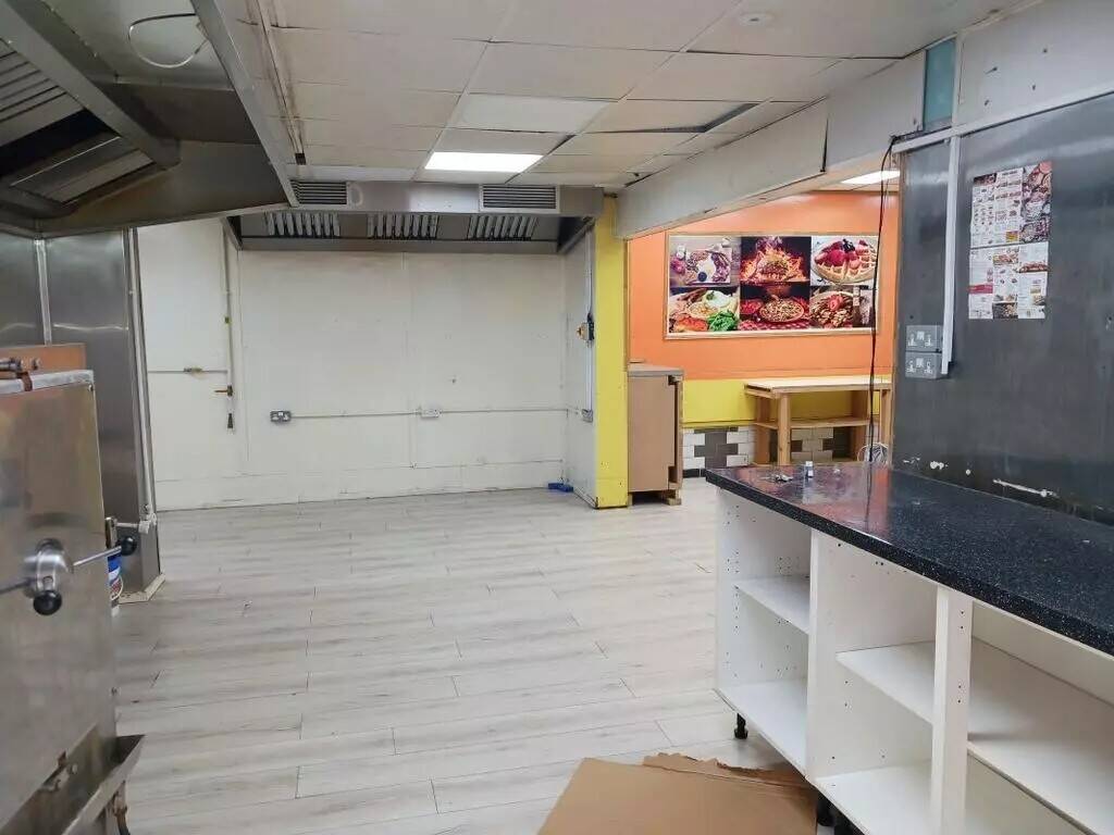 I have pizza shop closed for rent 