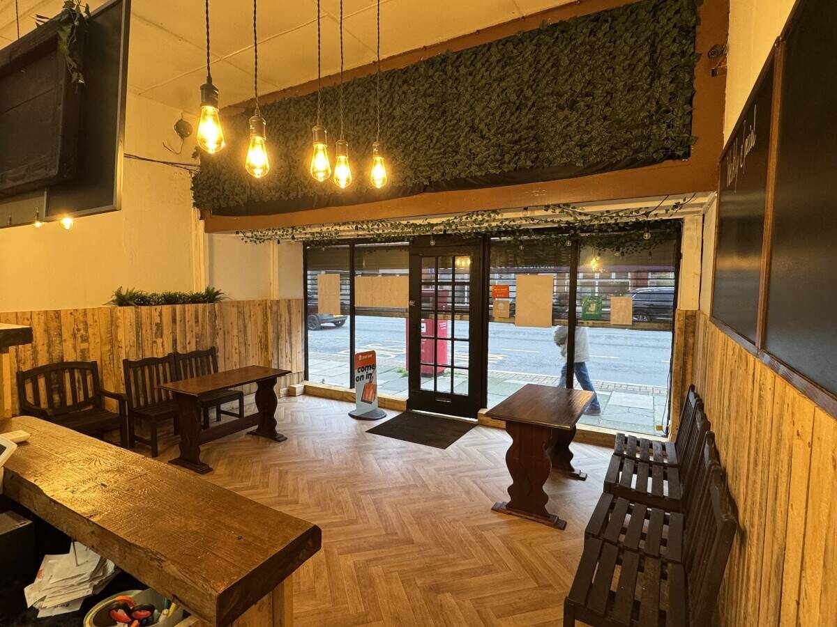 Takeaway / Cafe for Sale in Wirral, Merseyside Photo 4