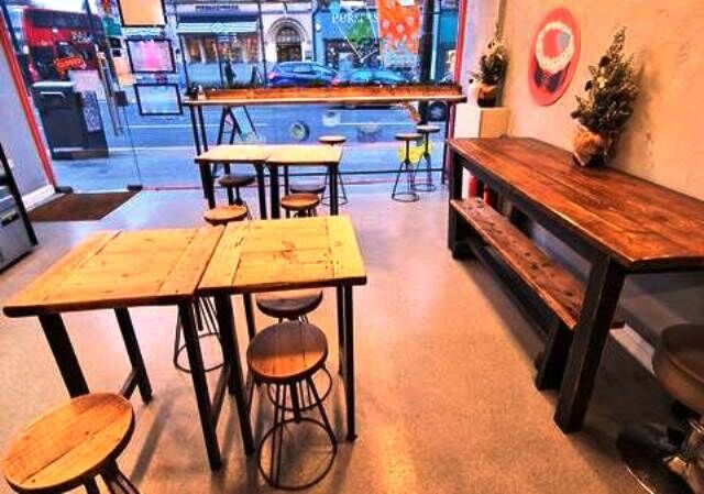 Contemporary Air-conditioned Sushi Restaurant for Sale Photo 3