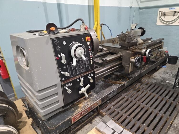COLCHESTER LATHE SPECIALIST