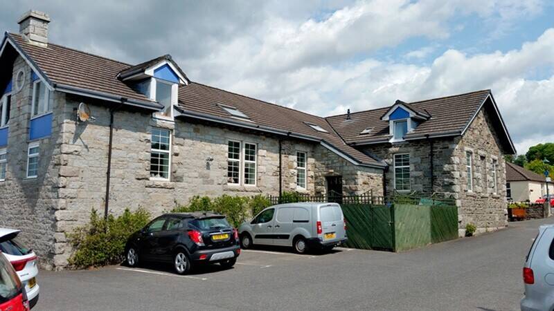 Fantastic multi income venue including café, retail space and 4 bed owners accommodation Photo 3