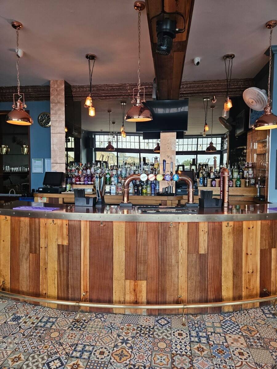 Outstanding, Popular, Late night bar Business in the heart of Skipton