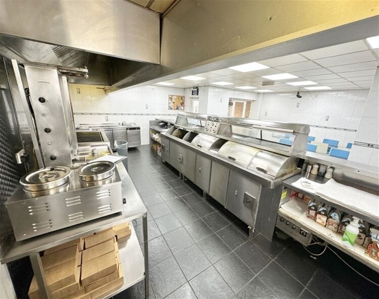 Long-established fish & chip shop, Kettering parade Photo 3