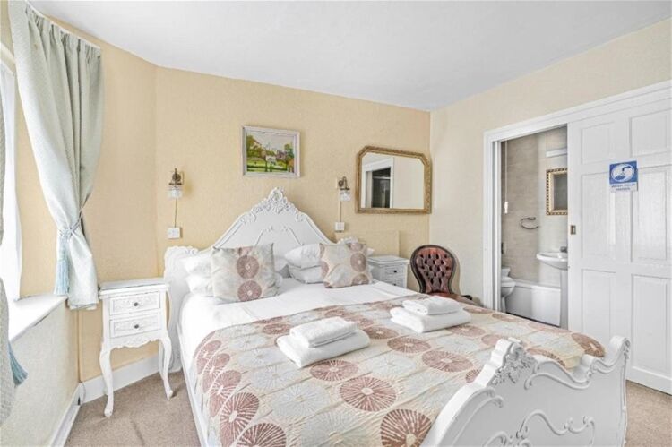 Established Seven-Bedroom Guest House in the Heart of Torquay For Sale in Torquay