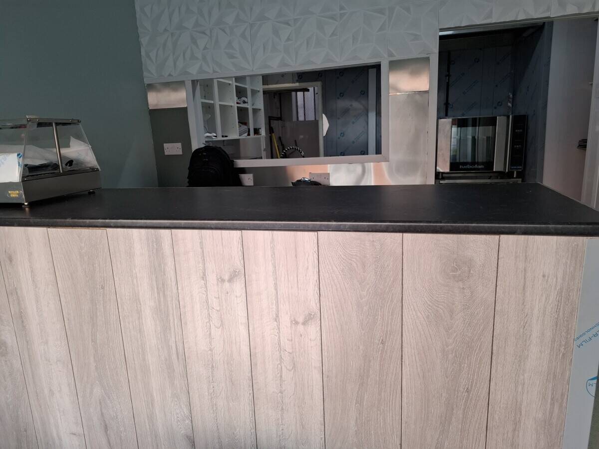 Sandwich bar, Lease for Sale A1