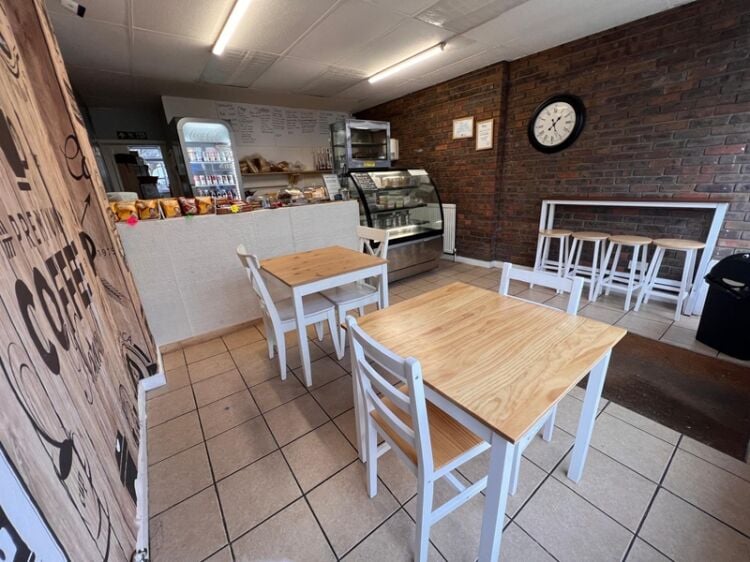 Southend Cafe Favourite with Strong Profits and Local Love! Photo 3