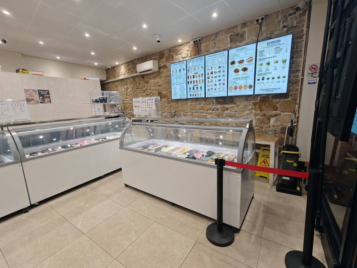 Profitable Ice Cream & Dessert Parlour Freehold Business & Property for Sale in North Shields Photo 3