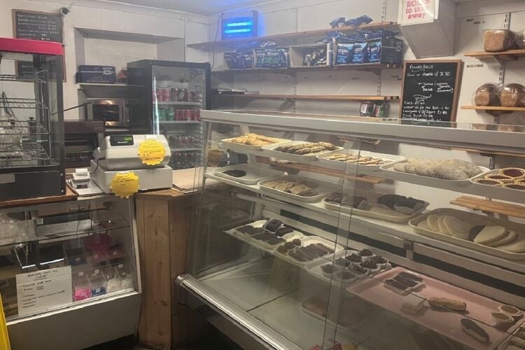 Established Bakery With Accommodation - Chulmleigh Photo 3