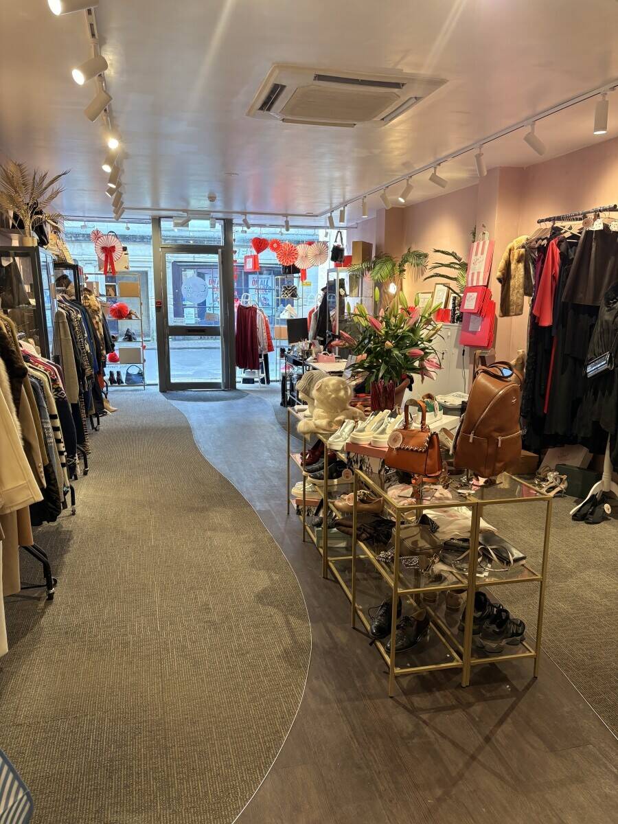 Established Ladies Preloved Designer & Highstreet Clothing, based in The Cotswolds Photo 4
