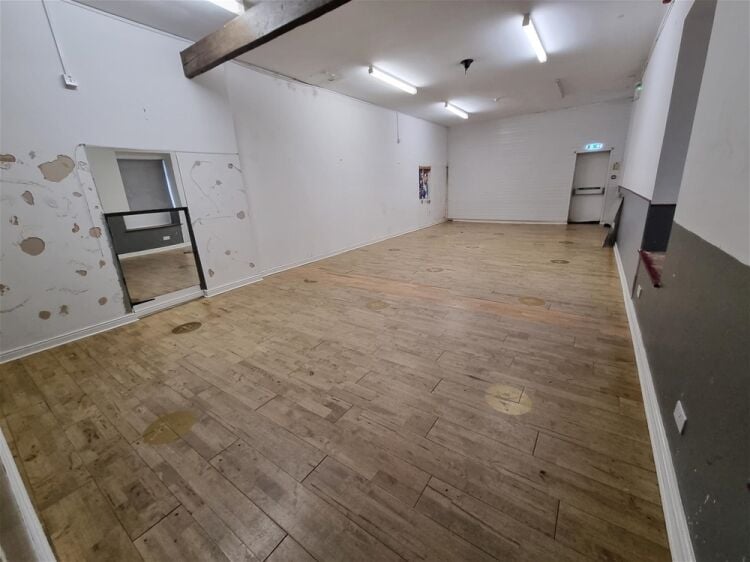 Vacant Unit For Sale in Bradford Photo 3