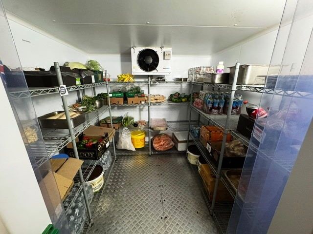 Weel Fitted Indian Takeaway Shop for Sale Photo 3
