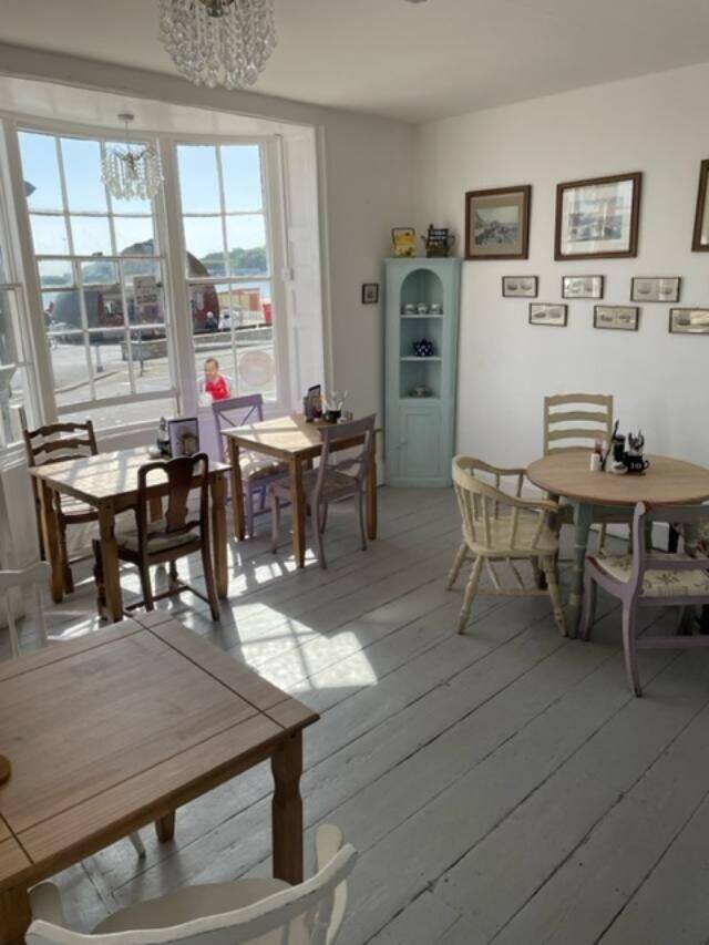 Outstanding Opportunity Statue House, The Esplanade, Weymouth - Lease for Sale Photo 3