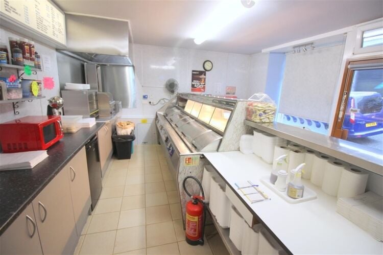 Vacant Chip Shop & Cafe with Owners Accommodation Photo 3