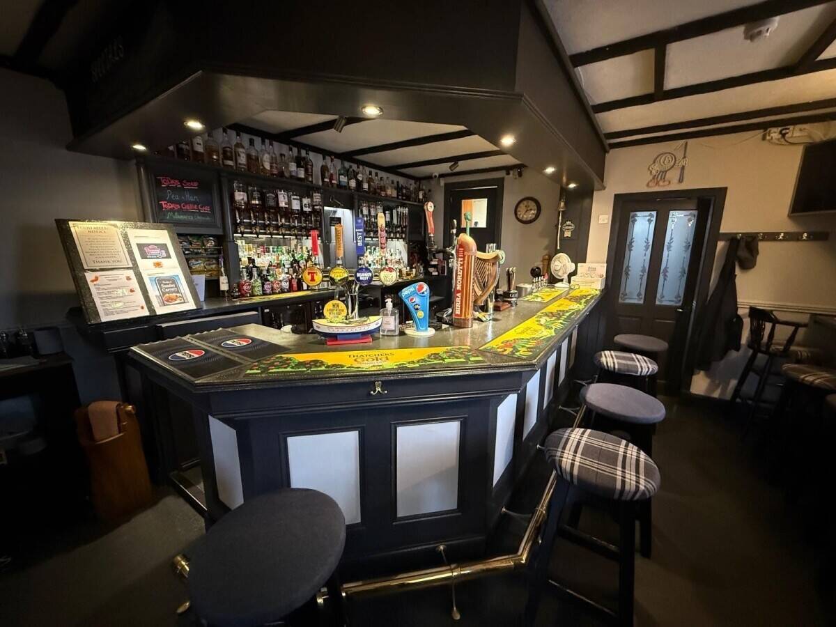 A Well-Presented Multi Income Stream Village Hotel  (ref 1793)
