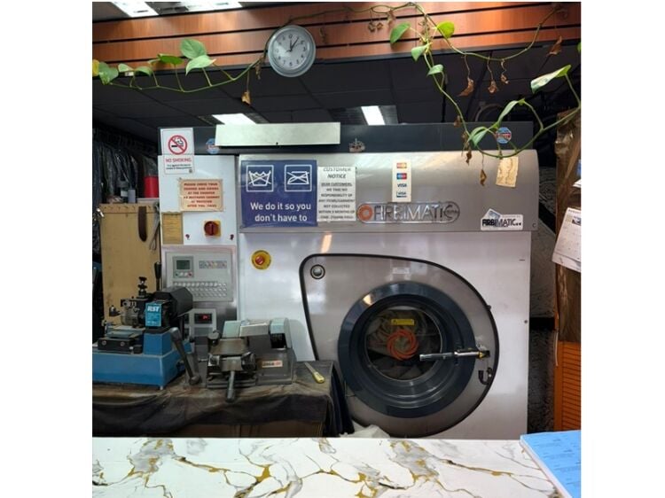 Cleaned to Perfection – Long-Established Dry Cleaners in New Cross Photo 3