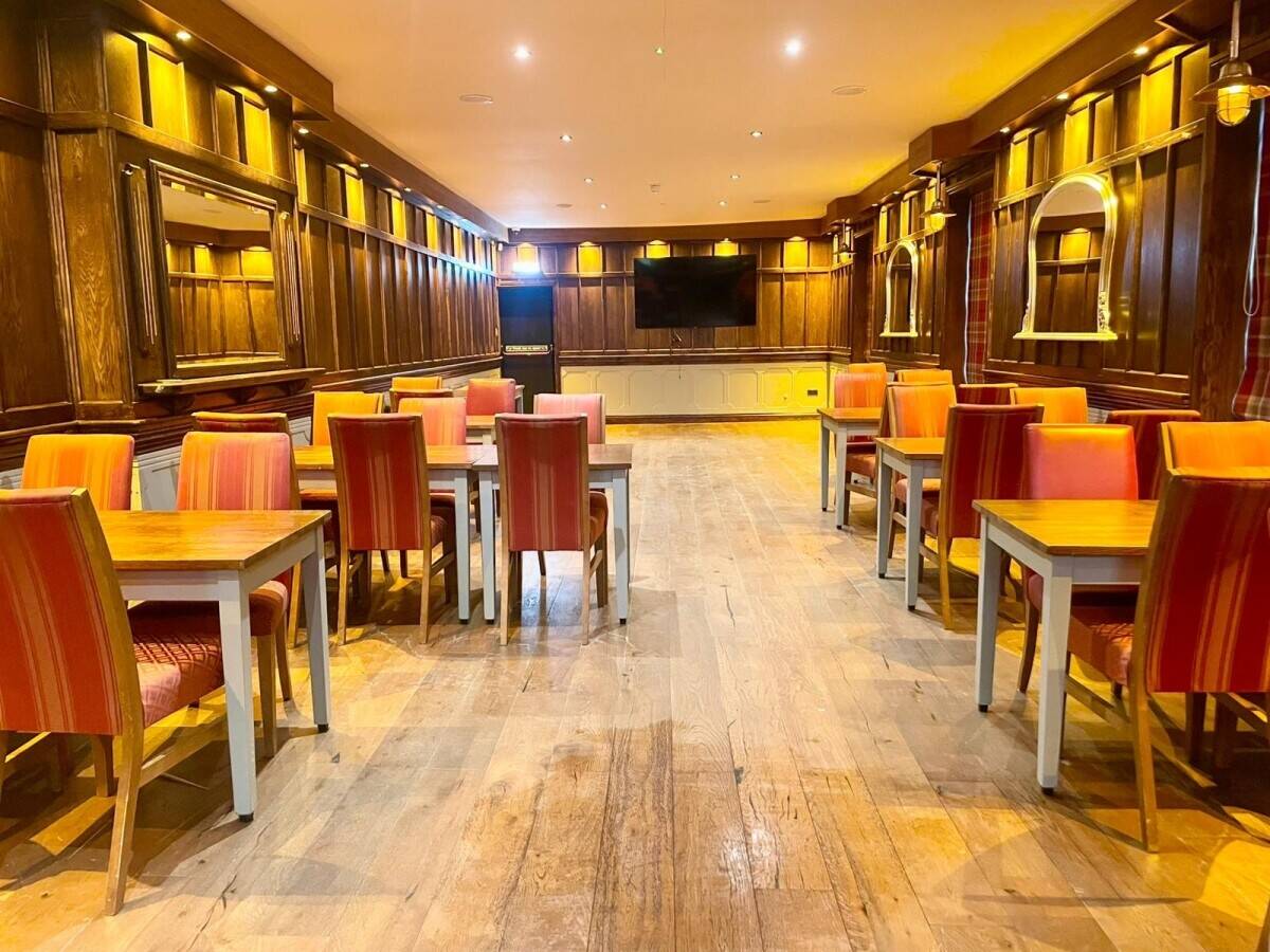 EAST YORKSHIRE - THREE BEDROOM PUB & RESTUARANT WITH THREE LETTING BEDROOMS Photo 3