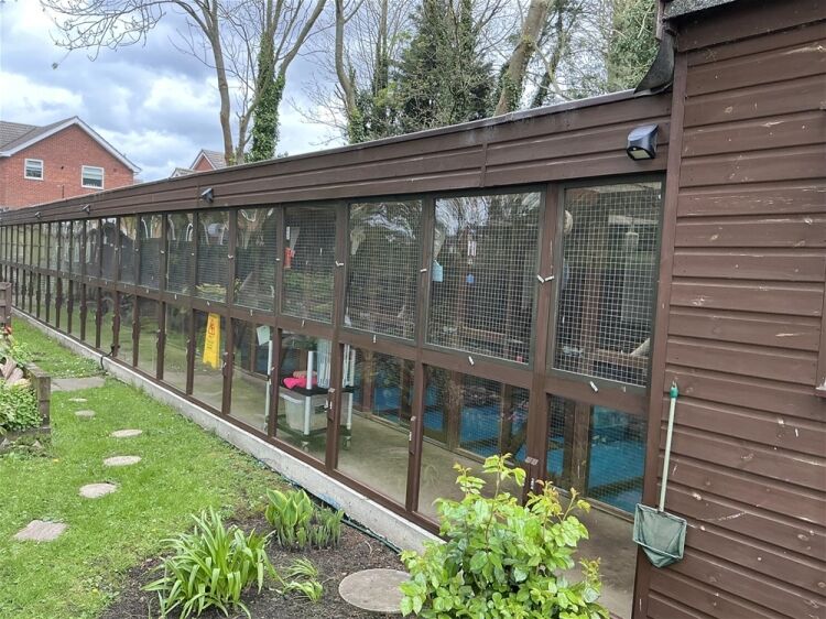 Kennels, Cattery & Equestrian businesses For Sale in Doncaster Photo 3