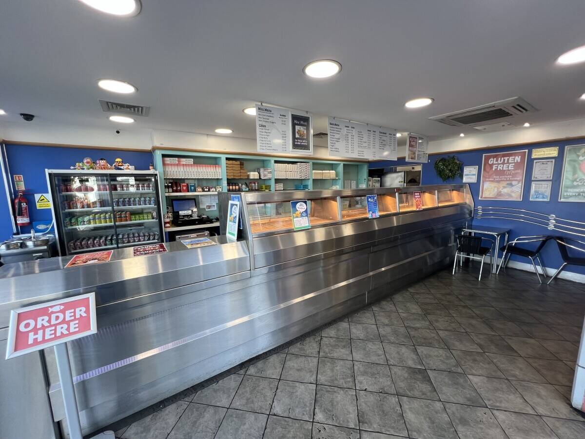 Very Well Presented Traditional Freehold Fish and Chip shop (ref 1802) Photo 3