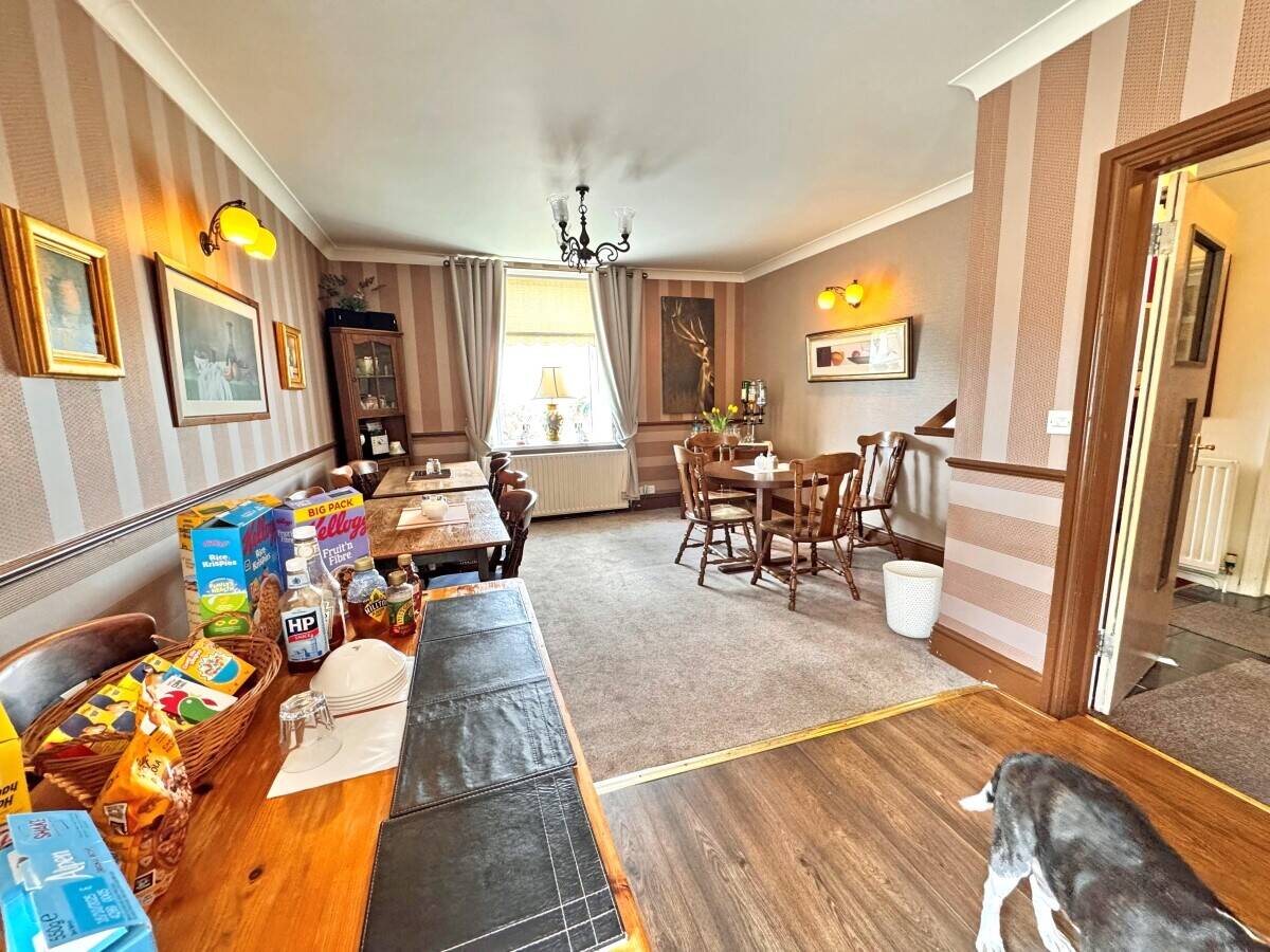 COUNTY DURHAM - VILLAGE GUEST HOUSE WITH RESTAURANT AND BAR
