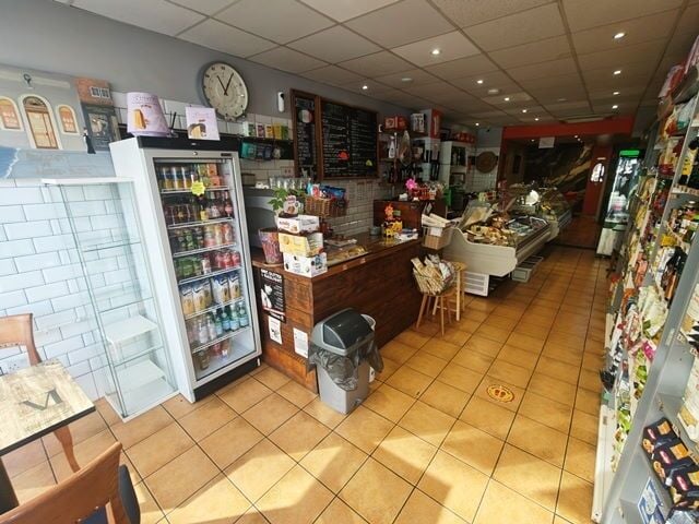 Italian Delicatessen  /   Coffee Shop And Off Licence for Sale Photo 3