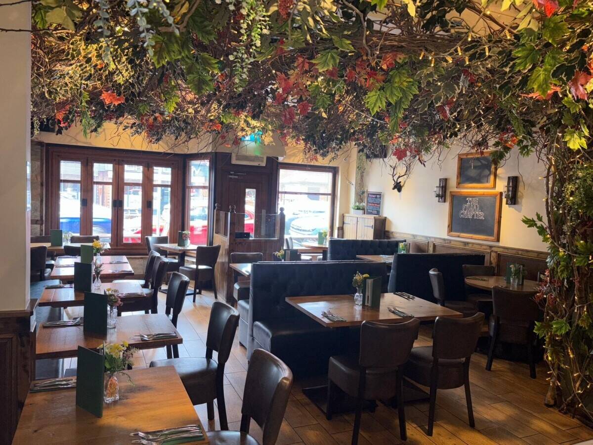 TREE HOUSE BISTRO RESTAURANT - 60 CORONATION ROAD CROSBY LIVERPOOL L23 5RQ Photo 3