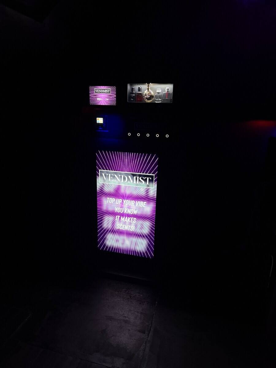 Perfume vending machine