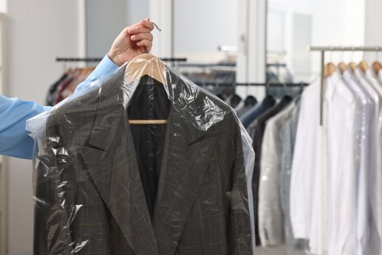 Long-Established Profitable Dry Cleaning Business, Greater London Photo 3
