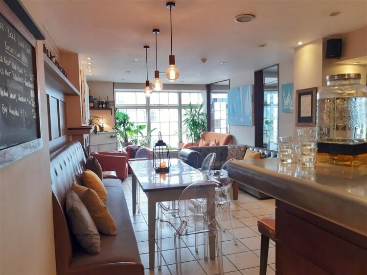 9 Bedroom Boutique Hotel situated in Dartmouth For Sale in Dartmouth