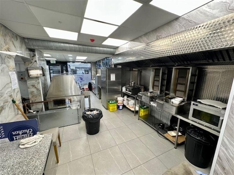 LEASEHOLD FISH & CHIPS TAKEAWAY Photo 3