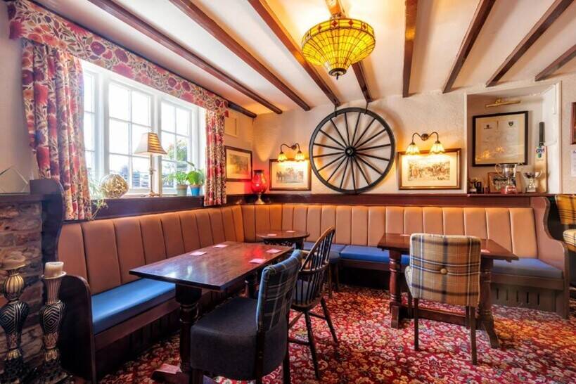 NORTH YORKSHIRE - PROFITABLE PUB & RESTAURANT WITH ELEVEN LETTING BEDROOMS