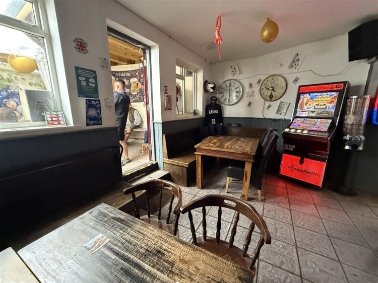 Popular Coastal Pub in Teignmouth For Sale in Teignmouth