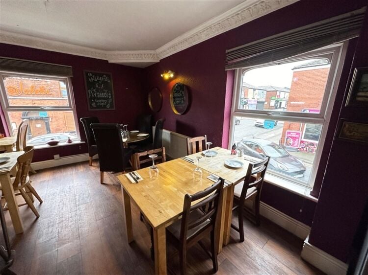 1st Floor Restaurant in Ashton-Under-Lyne Photo 3