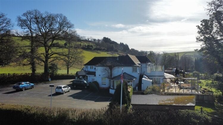 Country Hotel & Established Wedding Venue For Sale in Newton Abbot Photo 3