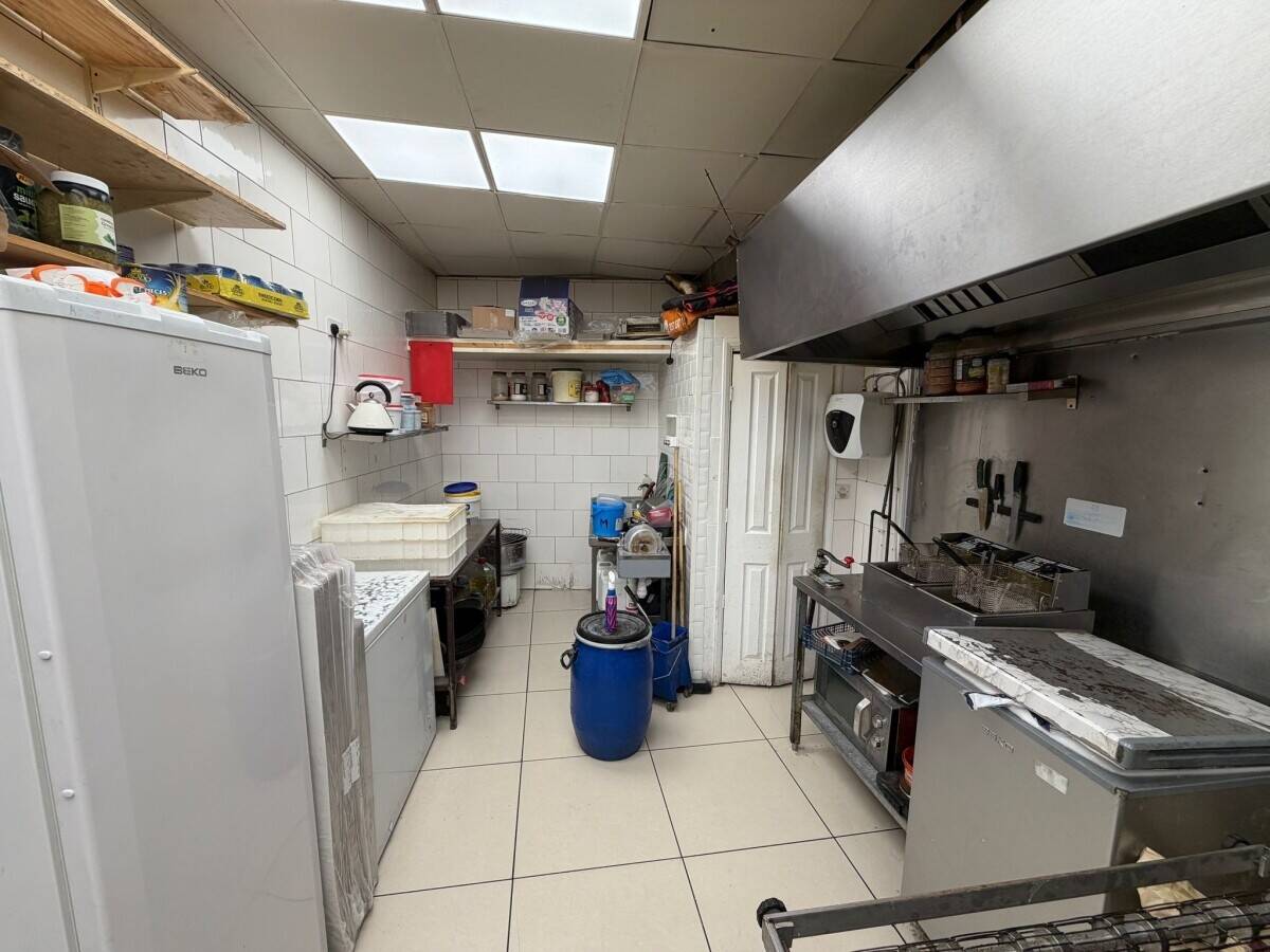 Established PIZZA TAKEAWAY FOR SALE &ndash; FOREST GATE E7