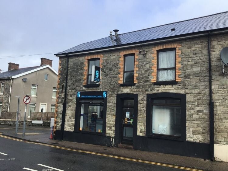 EXCELLENT FISH & CHIP SHOP WITH OWN FLAT, BRIDGEND
