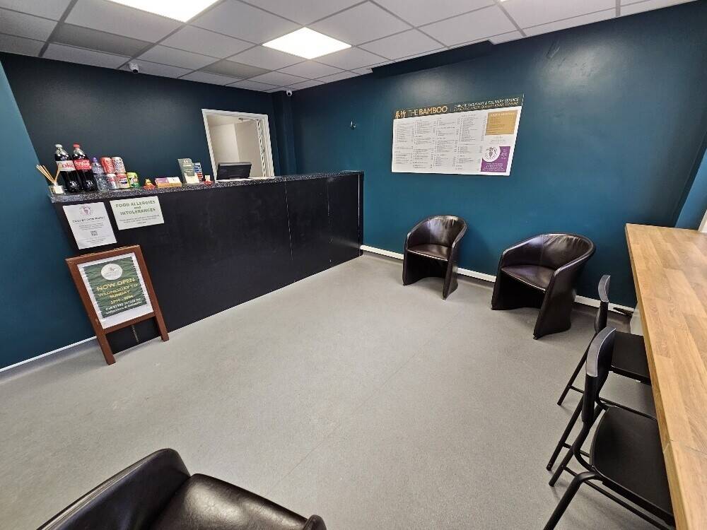 Town Centre Takeaway Business With Studio Apartment In Exmouth, Devon Photo 3