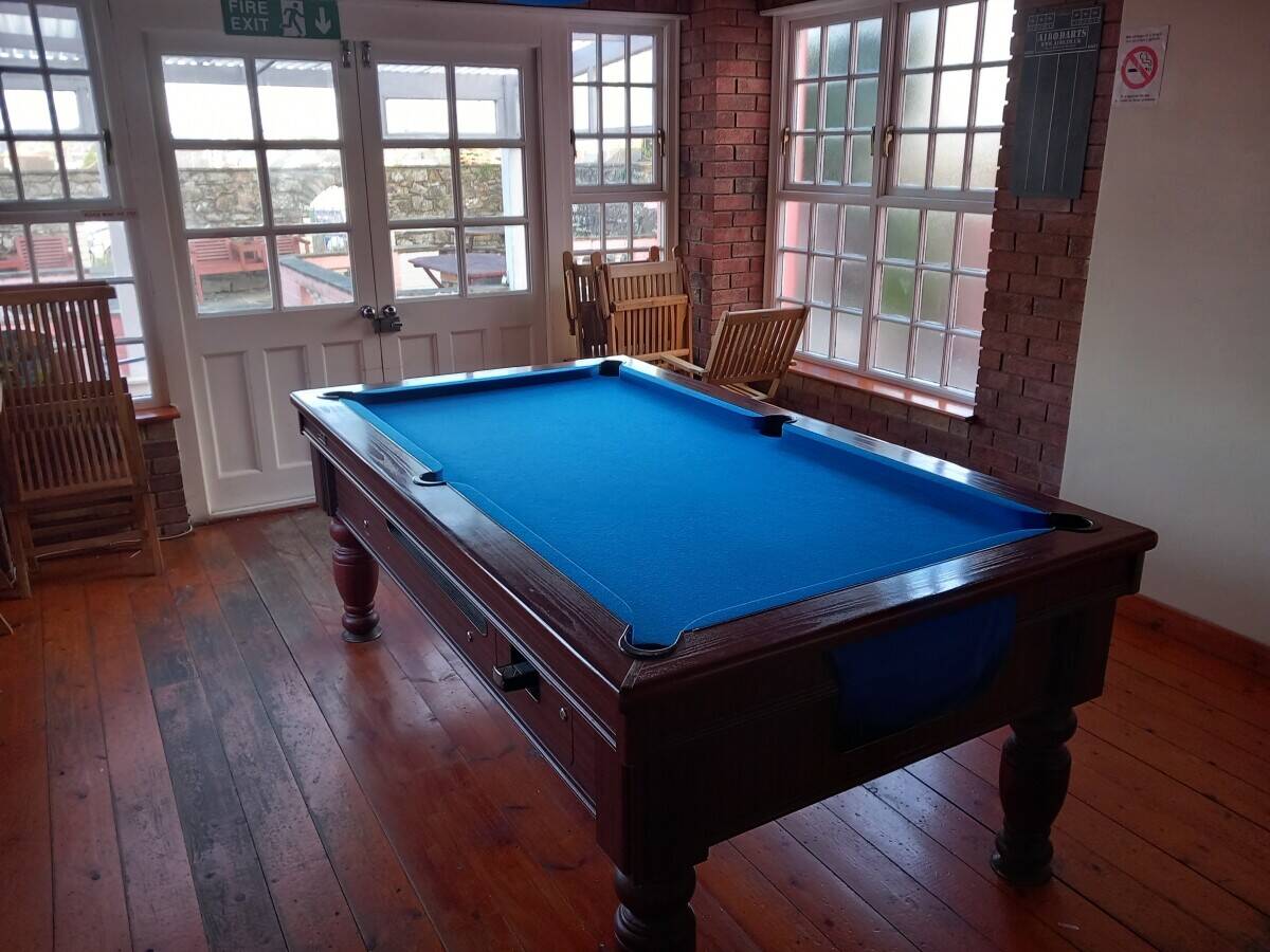 PEMBROKESHIRE - COASTAL TOWN CENTRE PUBLIC HOUSE WITH DEVELOPMENT PLOT FOR 3 BEDROOM HOUSE Photo 3
