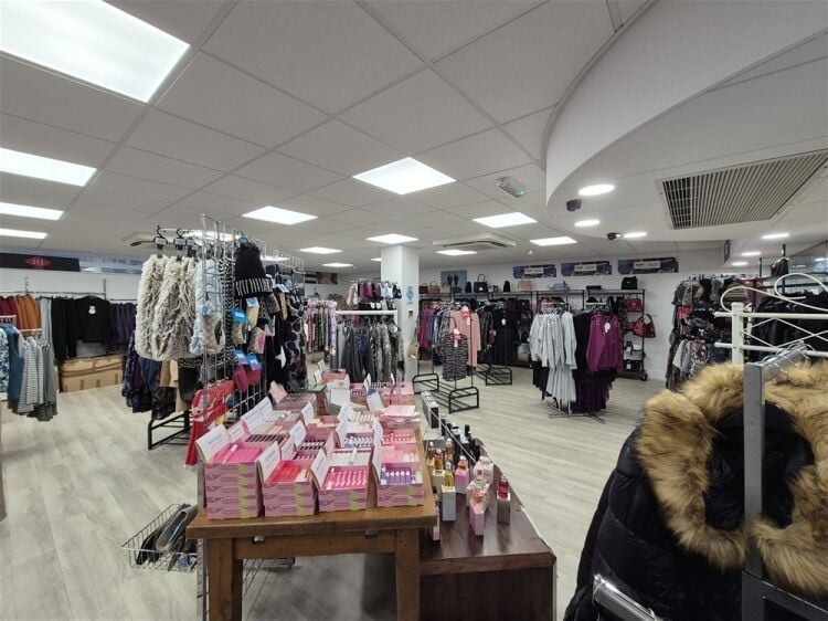Retail For Sale in Cleckheaton