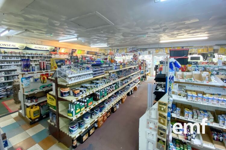 DIY & Hardware Store (Freehold or Leasehold) Photo 3