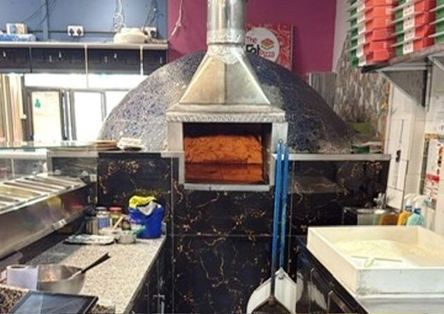 Chicken Shop And Pizza Takeaway for Sale Photo 3