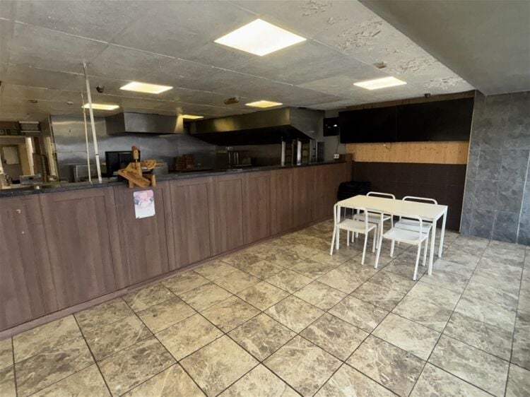 Hot Food Take Away For Sale in Scunthorpe Photo 3