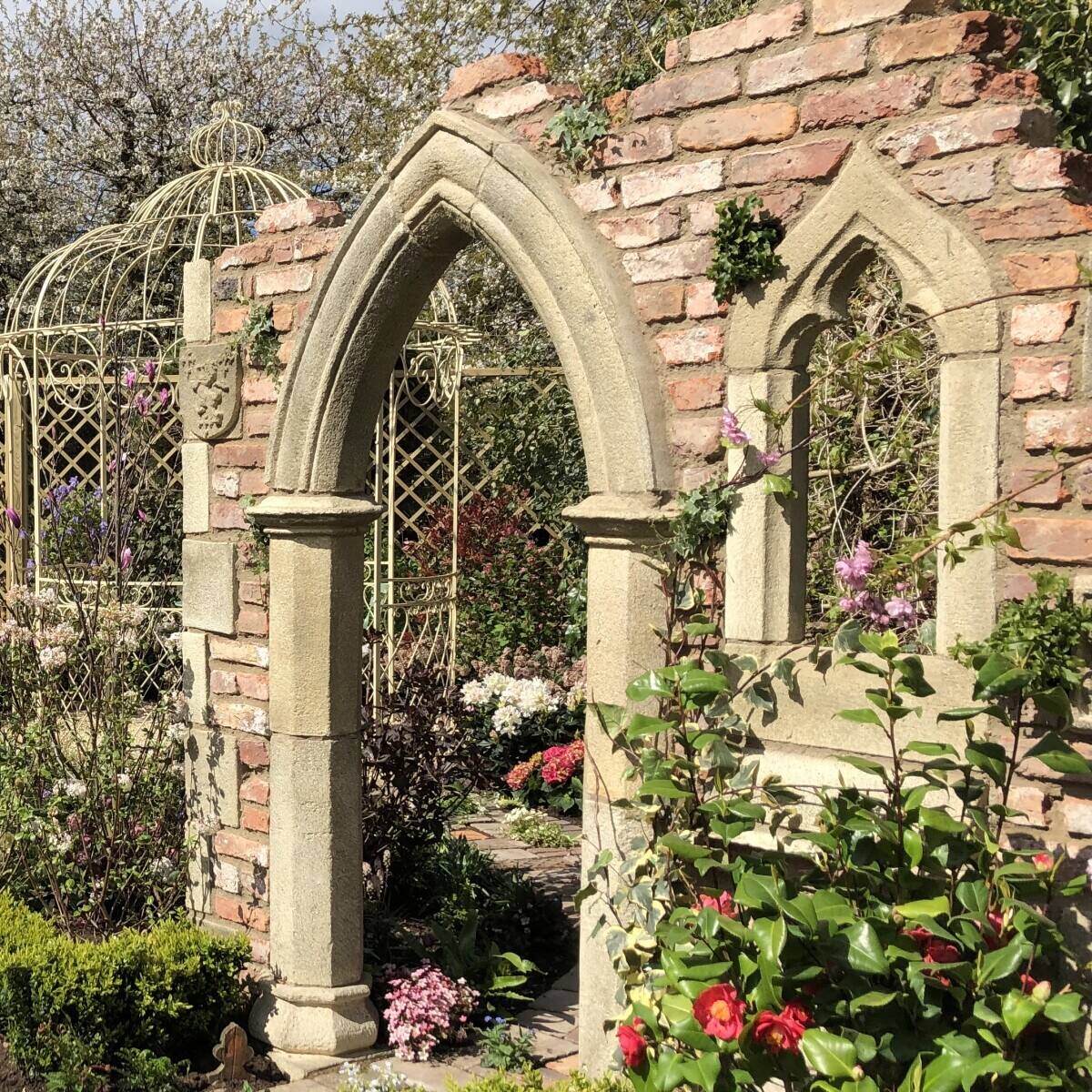 Manufacturer of the Gothic Folly, Landscape and Garden Ornament. Healthy Earnings and Great Cashflow. Photo 4