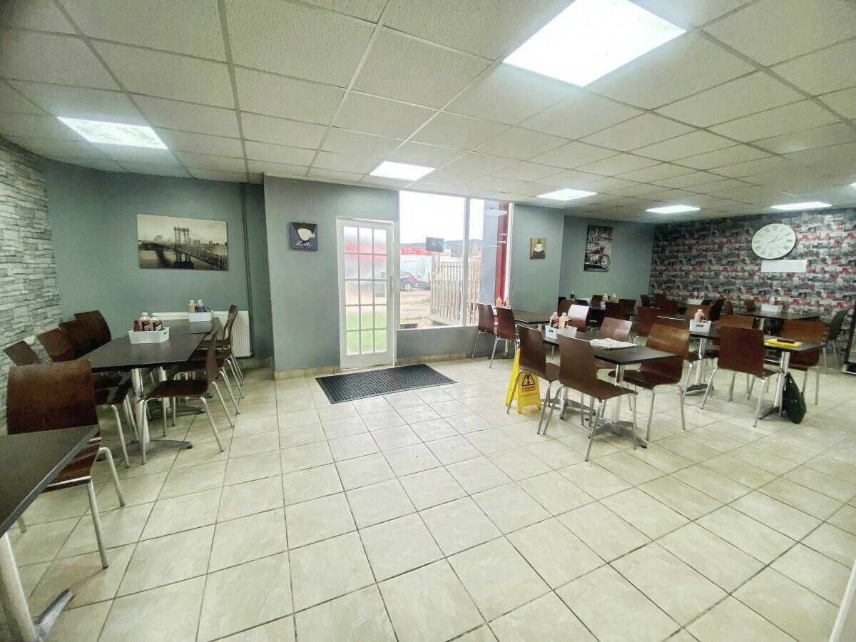 CAFE - PURDYS INDUSTRIAL ESTATE, ROCHFORD - £40,000