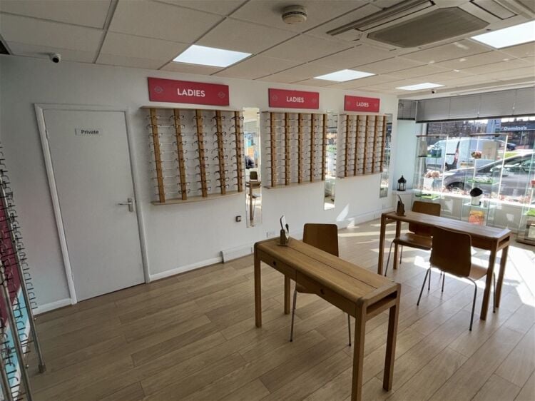 Retail For Sale in Leeds Photo 3